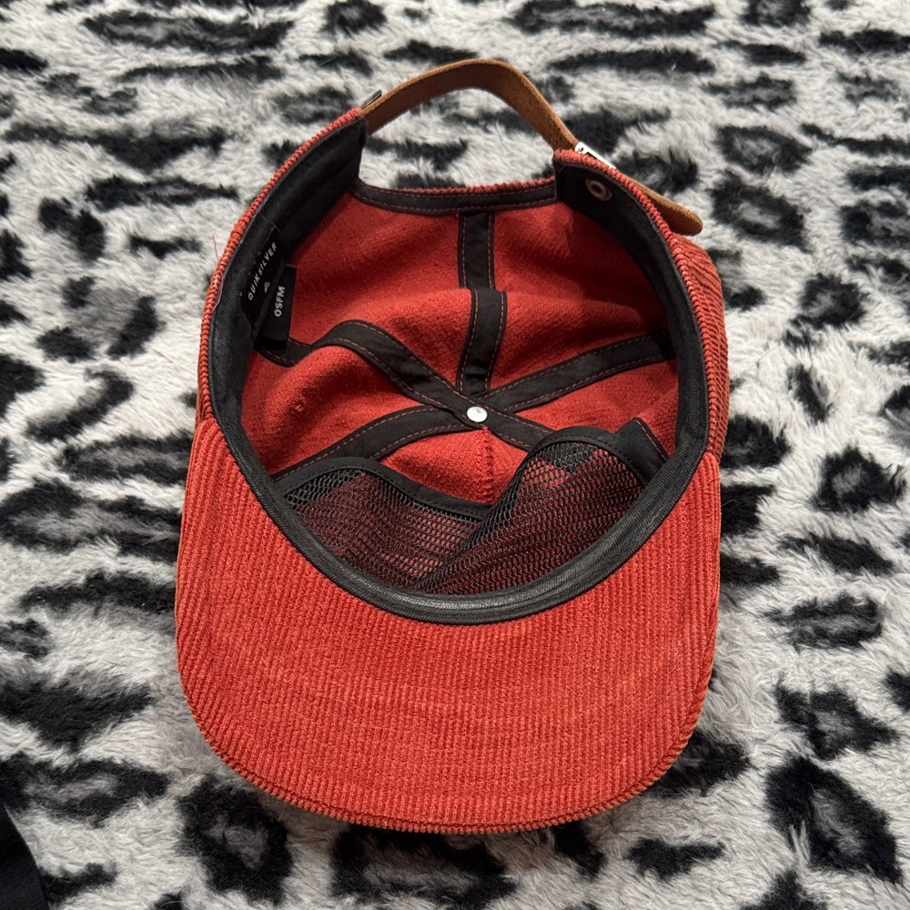 Quiksilver Burnt Orange Corduroy Cap with Logo Patch - Picture 4 of 4